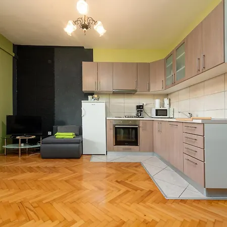 Julia In Biograd * Weißenburg