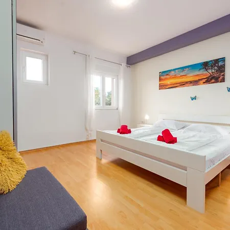 Julia In Biograd Apartment *