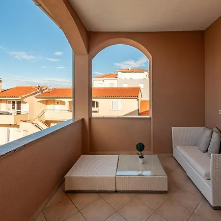 Julia In Biograd Apartment Weißenburg