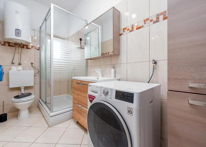 Julia In Biograd Биоград-на-Мору