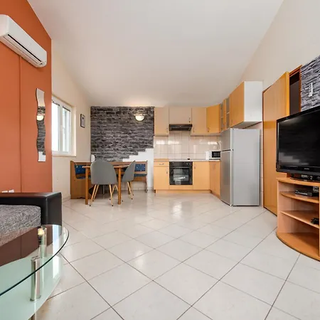 Appartement Julia In Biograd *